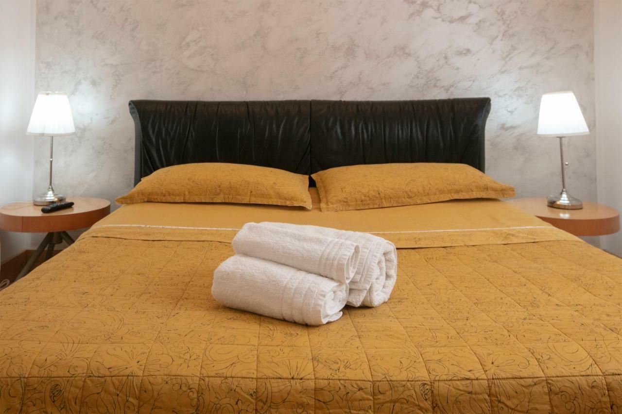 Giardini E Mare Bed and Breakfast Quartu Sant'Elena Eksteriør billede