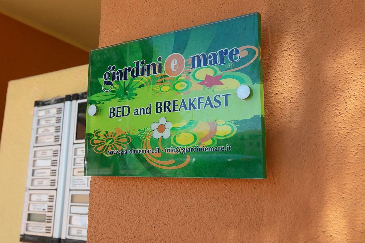 Giardini E Mare Bed and Breakfast Quartu Sant'Elena Eksteriør billede